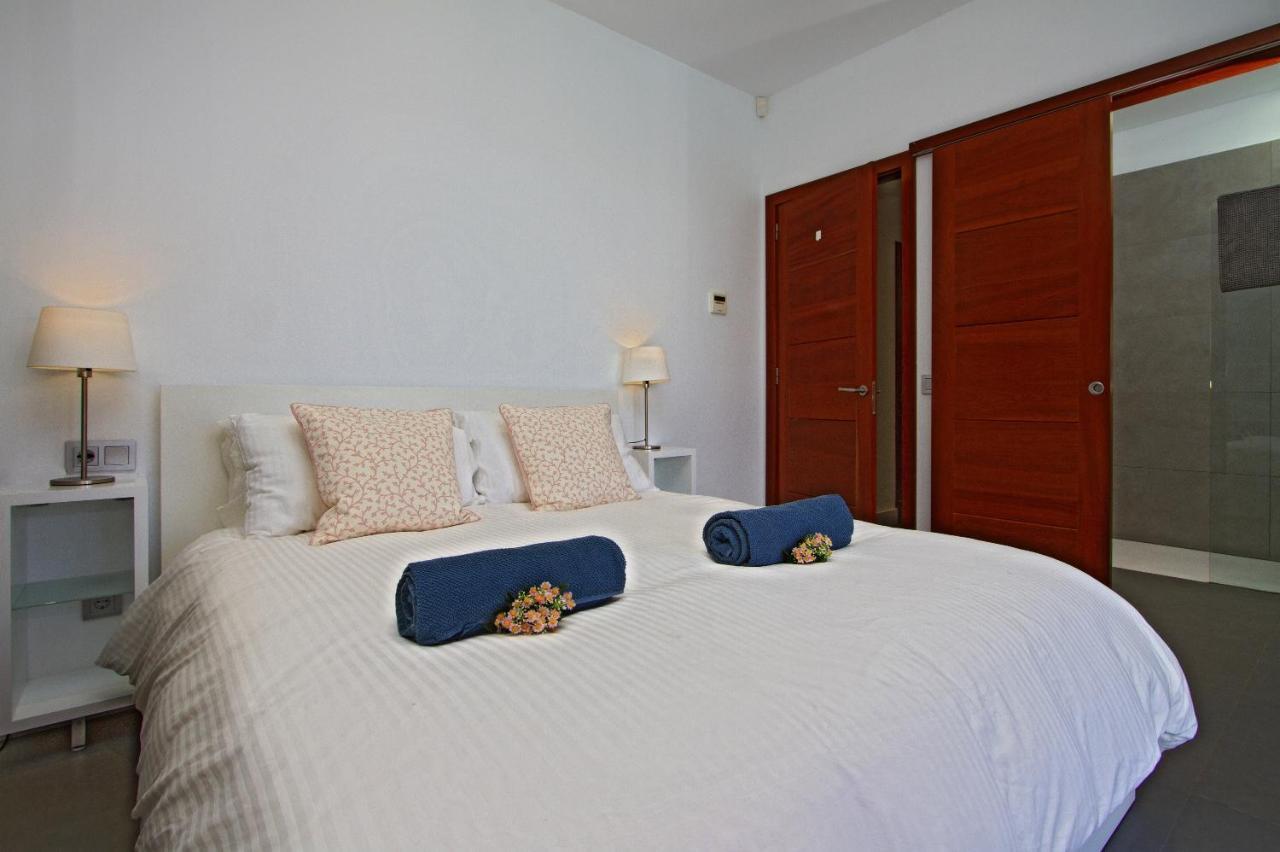 Luxury Los Mojones Villa Short Walk To Old Town Private Heated Pool Villa Los Mojones Angie Puerto Del Carmen 蒂亚斯 外观 照片