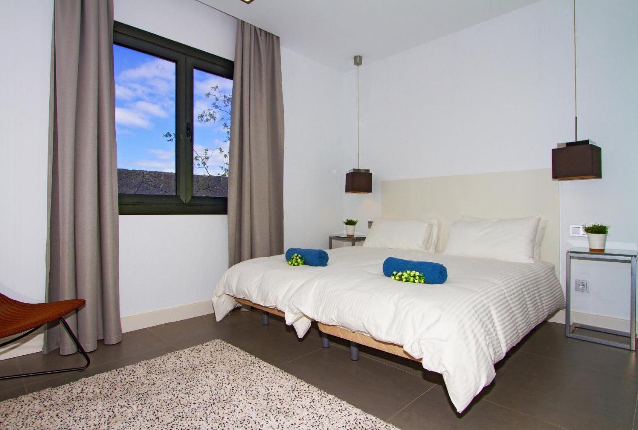 Luxury Los Mojones Villa Short Walk To Old Town Private Heated Pool Villa Los Mojones Angie Puerto Del Carmen 蒂亚斯 外观 照片